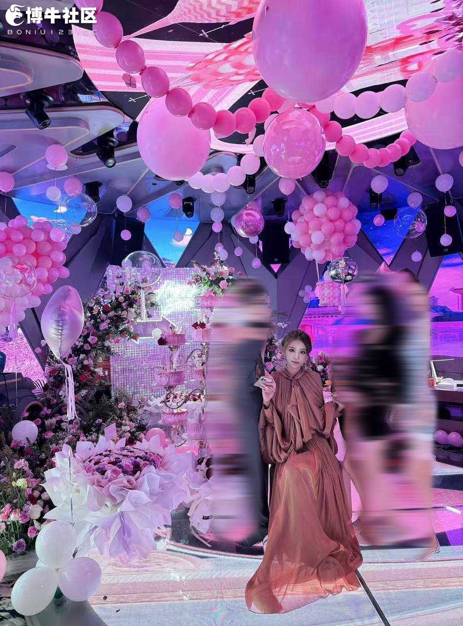 网友爆料 秒洼地女魔头刘思彤！