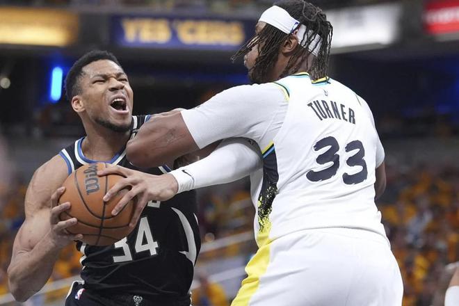 NBA | 哈利伯顿绝杀，步行者20分逆转雄鹿晋级！字母哥3双创NBA历史第1神迹 ... ...