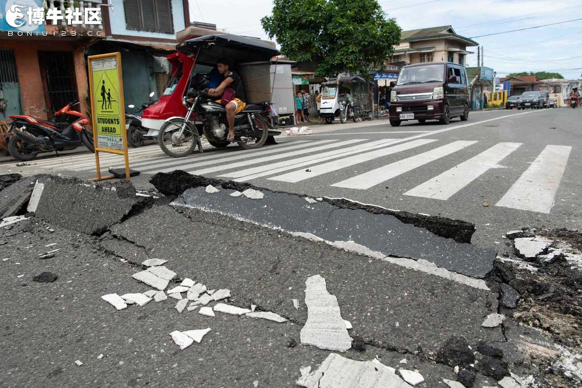 菲律宾十多年来最致命6.9级地震已致69人遇难，搜救仍在继续